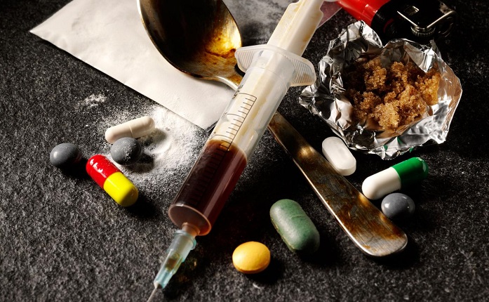 Health experts call for illegal drug use & possession to be decriminalised
